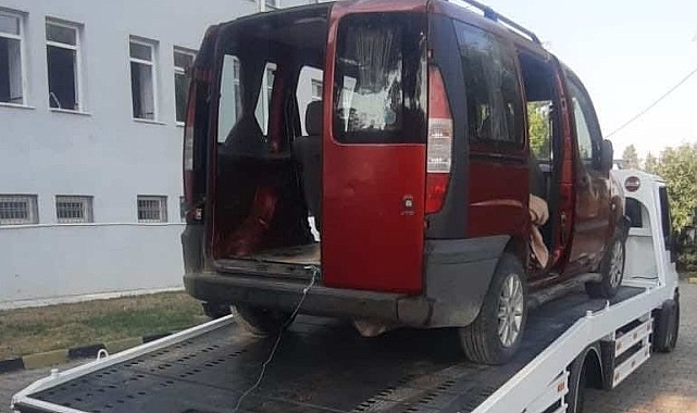 Cezaevi firarisi gurbetçi bir şahsın aracını çalmak üzereyken suçüstü yakalandı