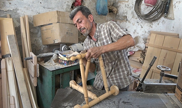 Çocuk yürüteçleri teknolojiye yenik düştü