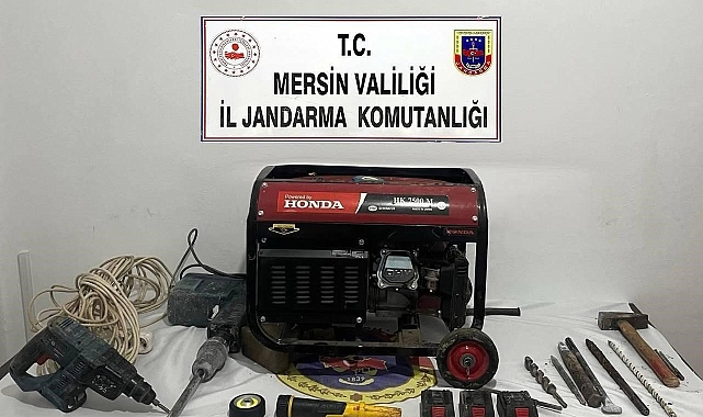 Define bulmak amacıyla kaçak kazı yapan 5 şüpheli yakalandı