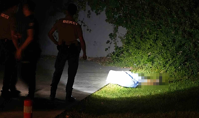 Dünyaca ünlü sahile inişin sırasında, asansörün bulunduğu kısımdan düşerek hayatını kaybetti