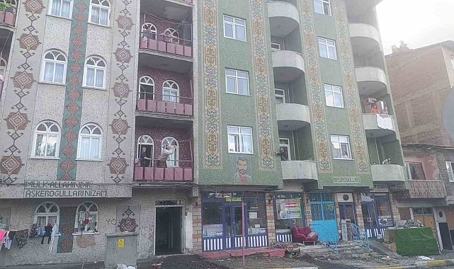 Erzurum&#039;un Yakutiye ilçesinde, taşlı sopalı silahlı kavgada 3 kişi yaralandı
