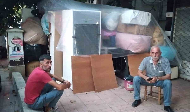 Ev sahibi, yüzde 600-700 oranda zam isteyince, sokakta kaldılar
