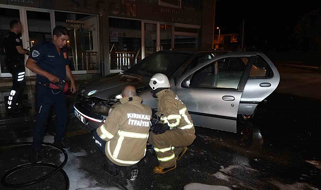 Galeriden aldığı otomobil, evine gidemeden yandı