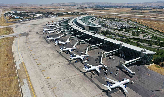 hava yolu ile seyahat eden yolcu sayısı 104 milyonu geçti