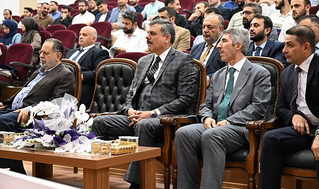 &quot;Helal Gıda ve Helal Beslenme&quot; konferansı düzenlendi