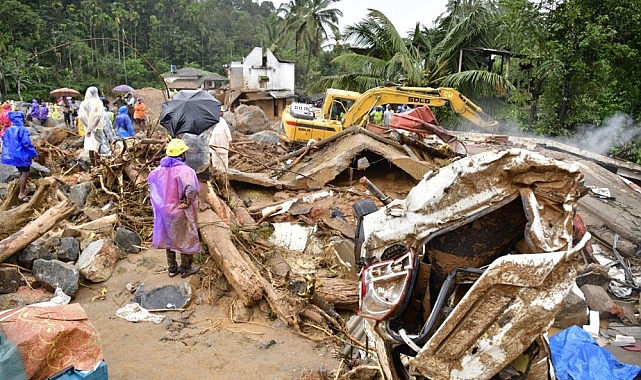 Hindistan&#039;daki toprak kaymaları sonucu hayatını kaybedenlerin sayısı 108&#039;e yükseldi