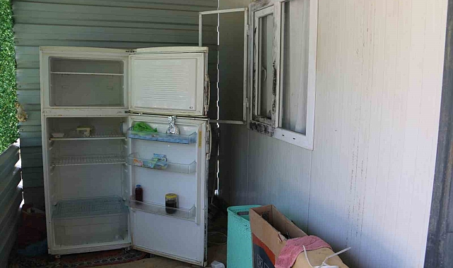 Hırsızlar, depremzede vatandaşın buzdolabındaki etleri çaldılar