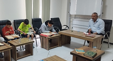 Iğdır’da Kur’an Kursu öğrencileri hem öğreniyor hem eğleniyor