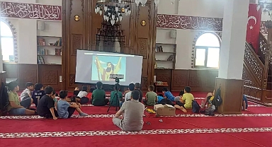 Iğdır’da Kur’an Kursu öğrencilerine film saati etkinliği