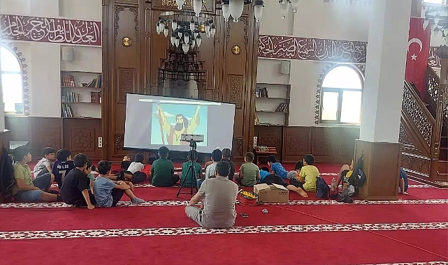 Iğdır’da Kur’an Kursu öğrencilerine film saati etkinliği