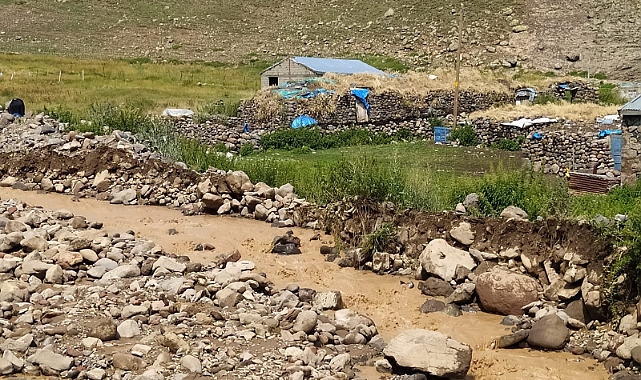 Iğdır’da şiddetli yağmur sonrası sel baskınları meydana geldi