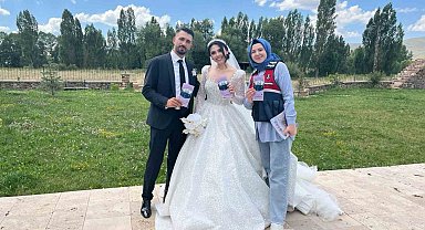 Jandarma ekipleri KADES uygulamasını tanıtıyor