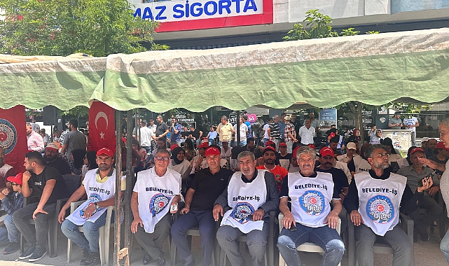 Karakoyunlu ilçesi Belediye Başkanından işten çıkarılan işçilere destek