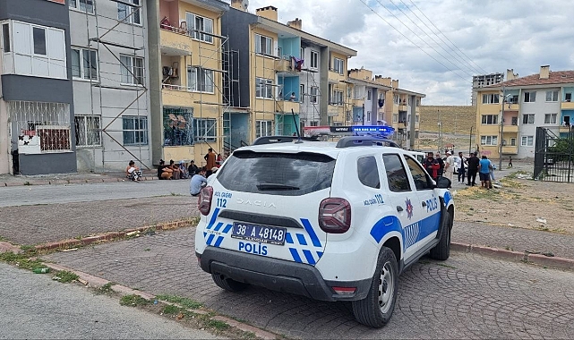 Kayseri&#039;nin Melikgazi ilçesinde 1,5 yaşındaki bebek, evde ölü bulundu