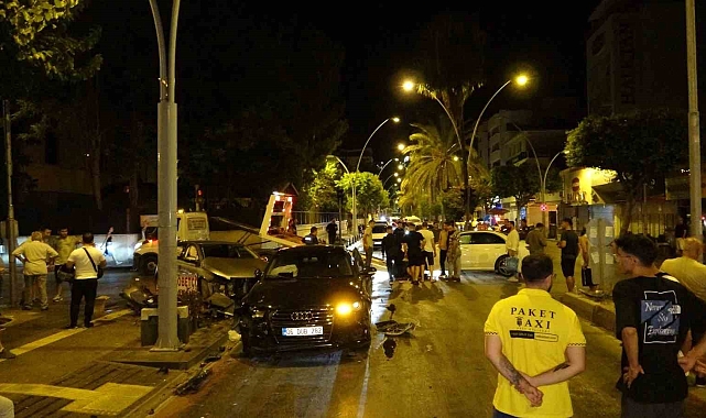 lüks otomobil ortalığı savaş alanına çevirdi