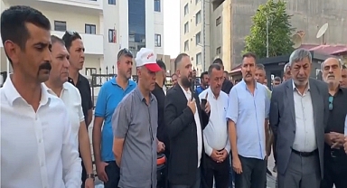 MHP Iğdır İl Teşkilatından işten çıkarılan işçilerin oturma eylemine destek