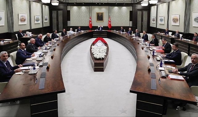 Milyonlarca emekli ve memurun gözü kulağı bugün kabinede