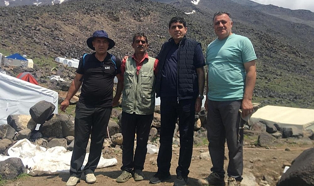 Rektör Alma, Ağrı Dağı&#039;nda İncelemelerde Bulundu