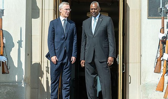 Stoltenberg ve ABD Savunma Bakanı Austin kritik NATO zirvesi öncesi bir araya geldi