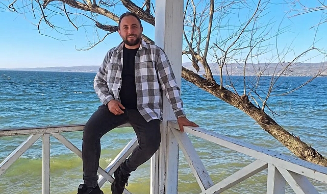 Suya balıklama atlayan şahıs kafasını taşa çarptı