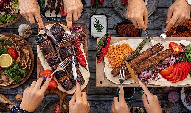 Türkiye&#039;de şinitzel siparişleri maç günü düştü