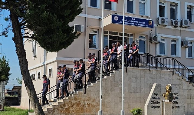 Uyuşturucu operasyonunda lideri ile birlikte toplam 8 şüpheli tutuklandı