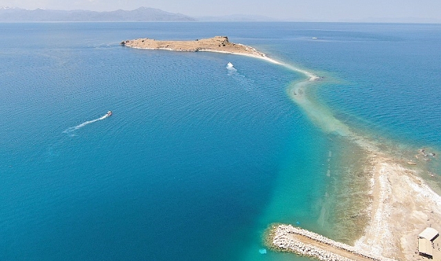 Uzmanlardan Van Gölü uyarısı