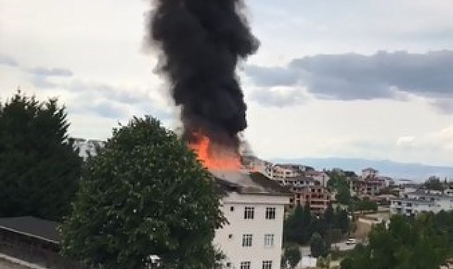 Yurt lojmanı alevlere teslim oldu