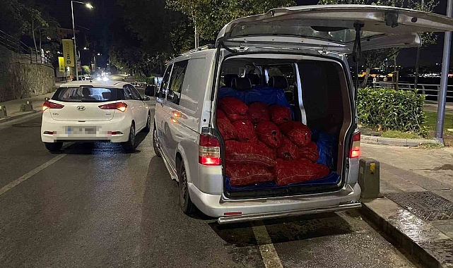 1 ton kaçak midye ele geçirildi