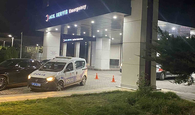 10 yıldır aralarında husumet olan 2 kişi arasında çıkan kavgada kan aktı