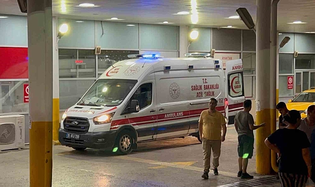 &quot;150 lira&quot; borç için çıkan kavgada 2 kişi tabancayla vuruldu