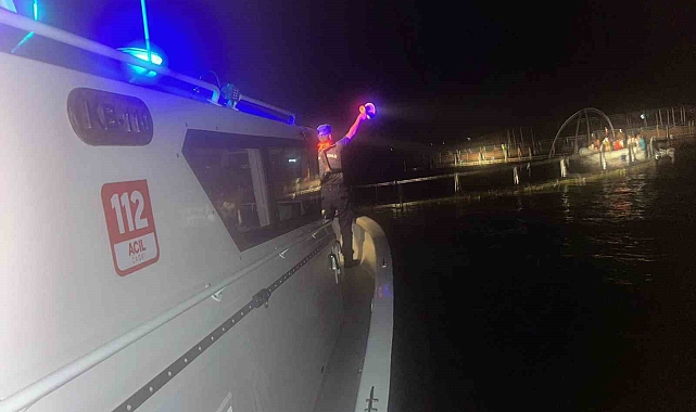 20 düzensiz göçmen ve bir göçmen kaçakçısı yakalandı