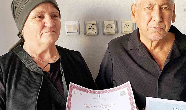 70 yaşında üniversite mezunu oldu