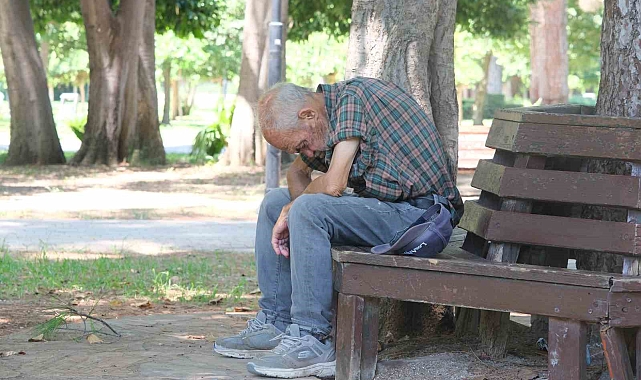 Adana&#039;da hissedilen sıcaklık 50 dereceyi buldu