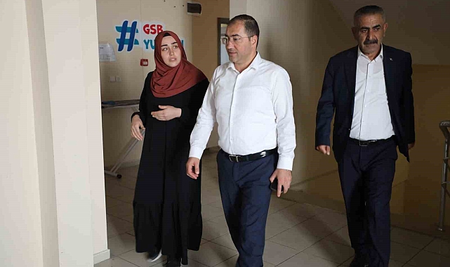 Ağrı Gençlik ve Spor İl Müdürü Çelebi, Eleşkirt Kız Öğrenci Yurdu&#039;nu ziyaret etti