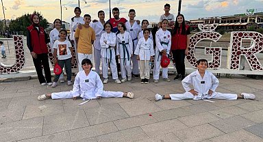 Ağrı'da gençler sosyal medyadan sosyal hayata geçiyor