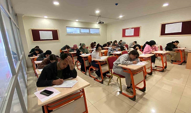 Ağrılı 71 genç devlet kursuyla üniversiteli oldu