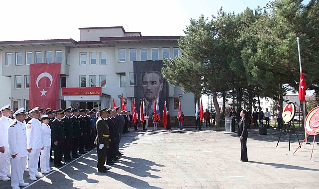 Ahlat&#039;ta 30 Ağustos Zafer Bayramı törenle kutlandı