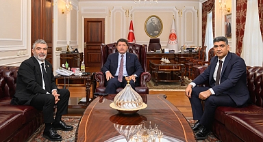 Ak Parti Iğdır Milletvekili ve İl Başkanından Bakan Tunç'a ziyaret