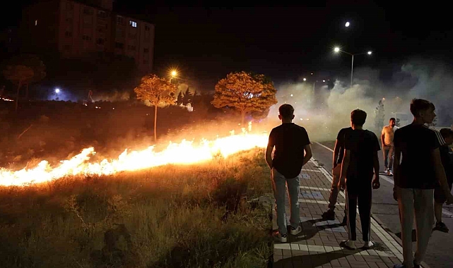 Aksaray&#039;da geceyi aydınlatan alevler paniğe neden oldu