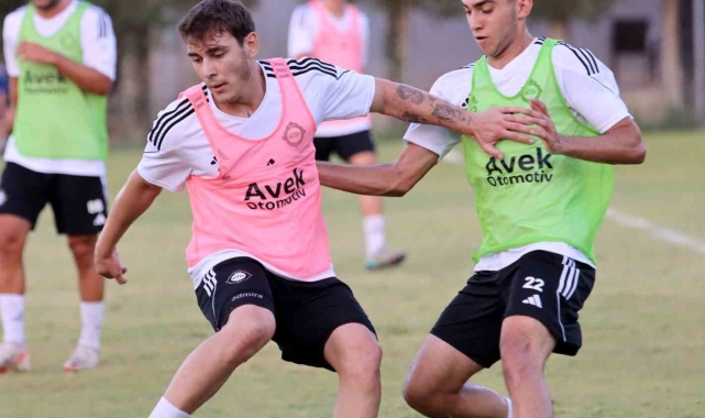 Altaylı Ali Solmaz&#039;ın çapraz bağları yırtıldı