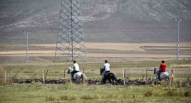 Ardahan'da Rahvan Atları Yarışları'nda final heyecanı