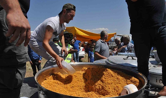 &quot;Ardıç Bayramı&quot; coşkuyla kutlandı