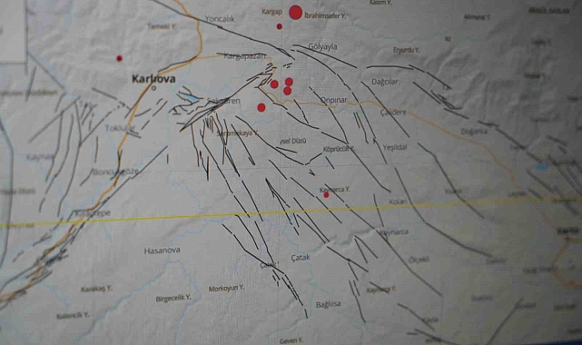 Art arda meydana gelen depremler paniğe neden oldu