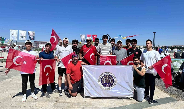 Atatürk Üniversitesi ailesi, Malazgirt&#039;te kahraman ecdadını andı