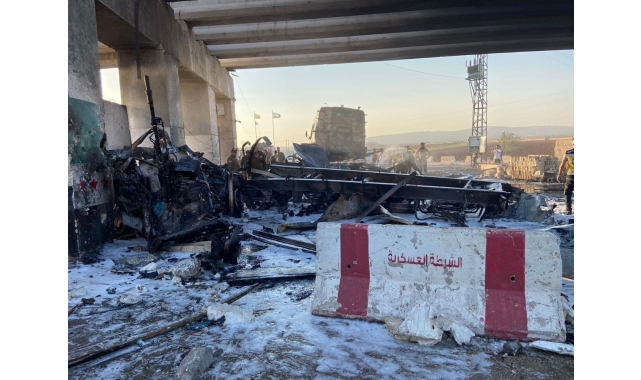 Azez&#039;de bomba yüklü araç patladı: 9 ölü, 13 yaralı