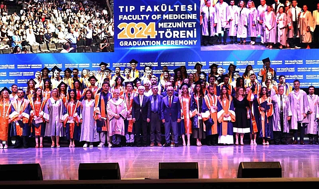 Beyaz önlükle başladı, gururla bitti