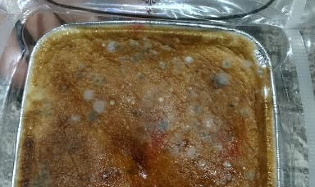 BİM&#039;den aldığı sütlaç küflü çıktı