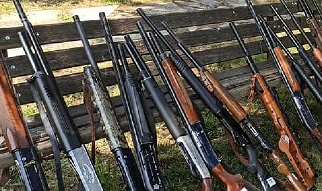 Denetimlerde ele geçirilen 5 adet yarı otomatik av tüfeği ihale ile satılacak