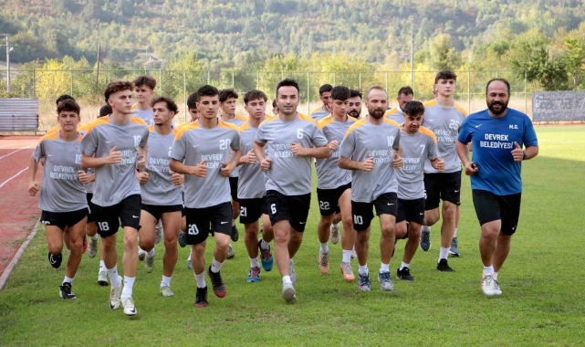 Devrek Belediyespor&#039;da yeni sezon hazırlıkları başladı